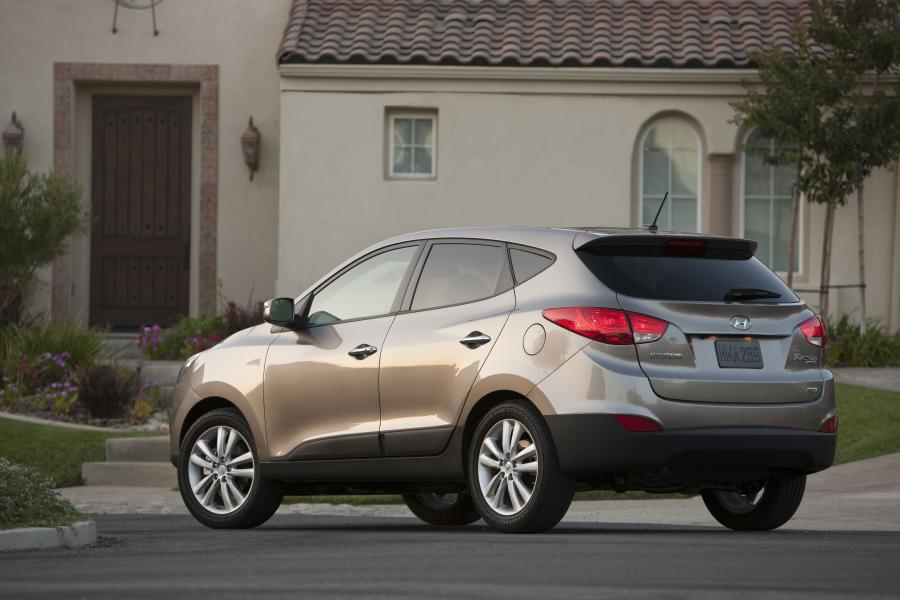  Hyundai Tucson 2010 года  (фото 9 из 18)